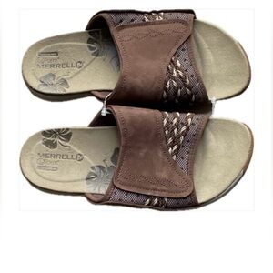 Merrell sandals size 5.